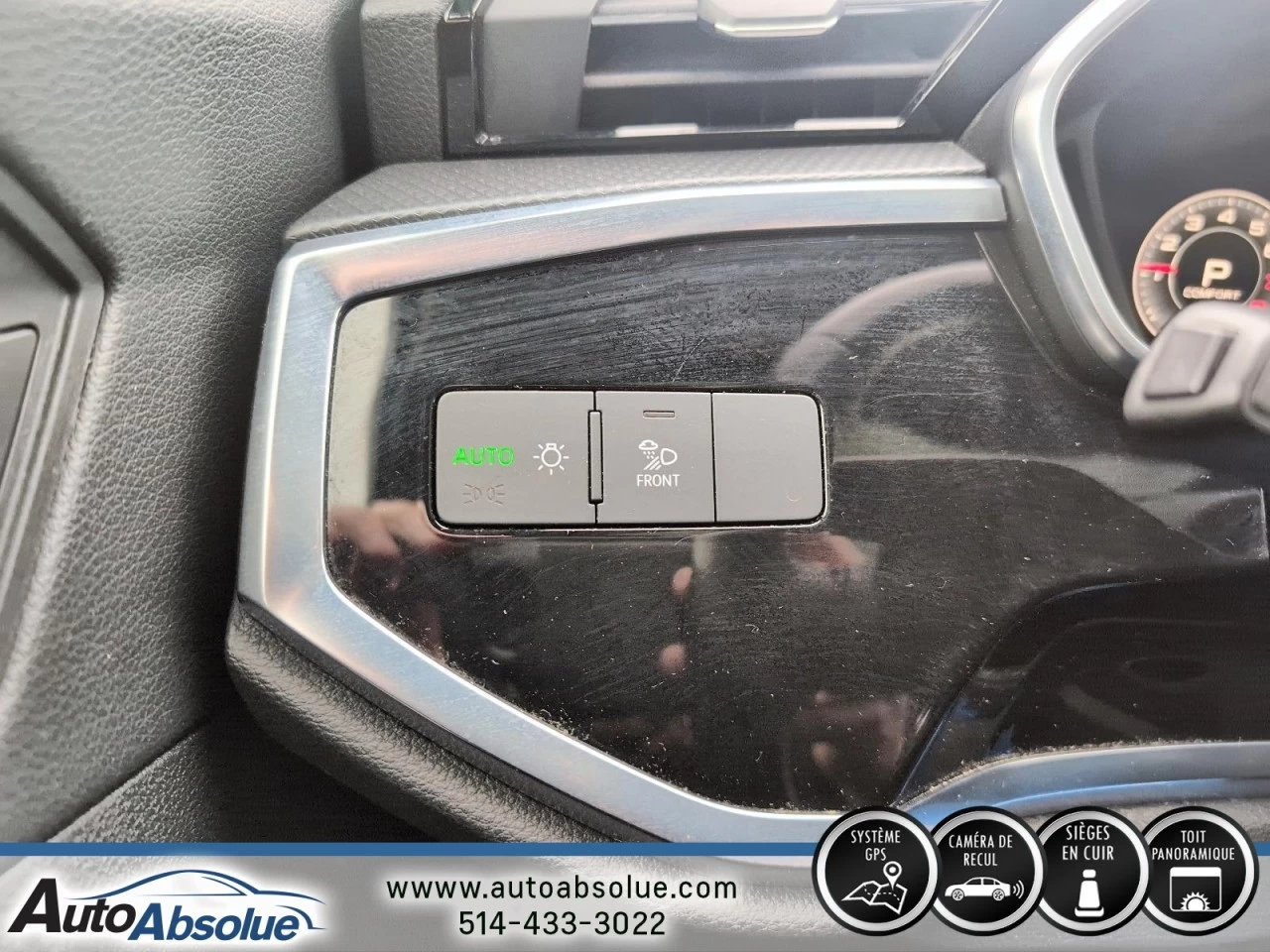 2019 Audi Q3 Technik Main Image