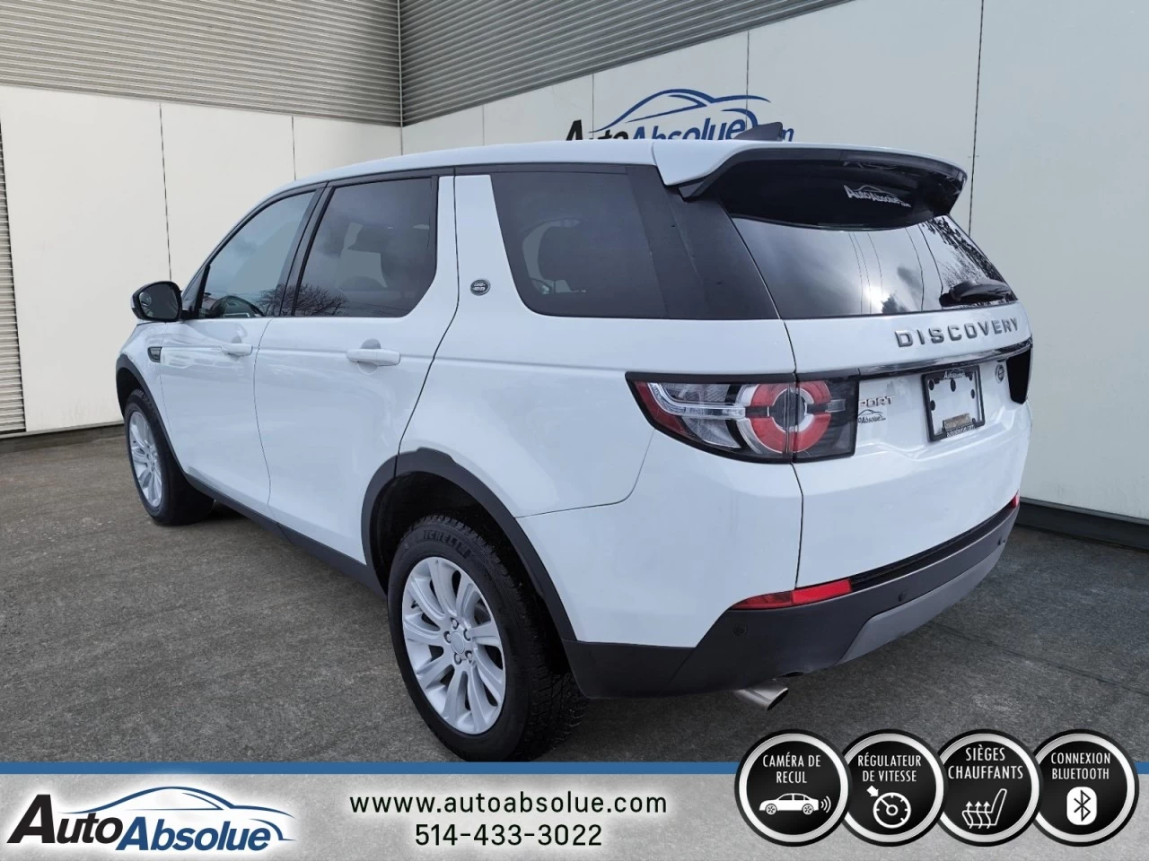 2019 Land Rover Discovery Sport SE Main Image